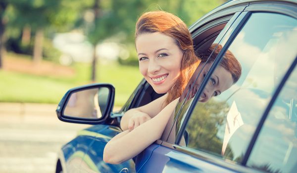 shutterstock_233168824 KFZ Service und Reparatur macht glücklich