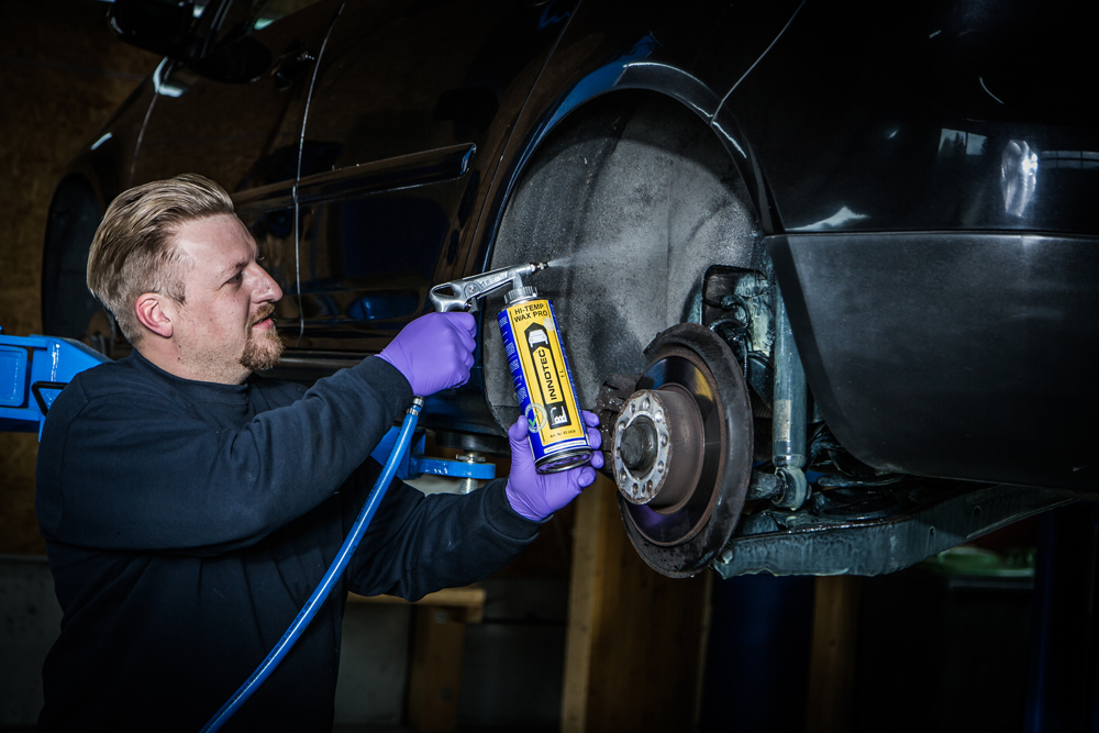 Jetzt rechtzeitig vor dem Winter Unterbodenschutz bei Ihrem Auto erneuern!